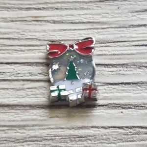 🦉HTF Snowglobe Charm